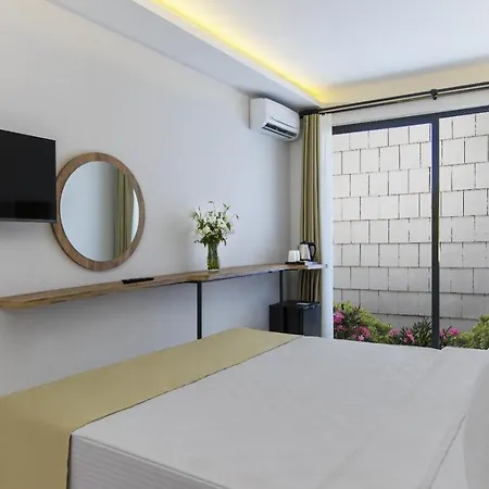 Hotel Enki Spinoza Thermal